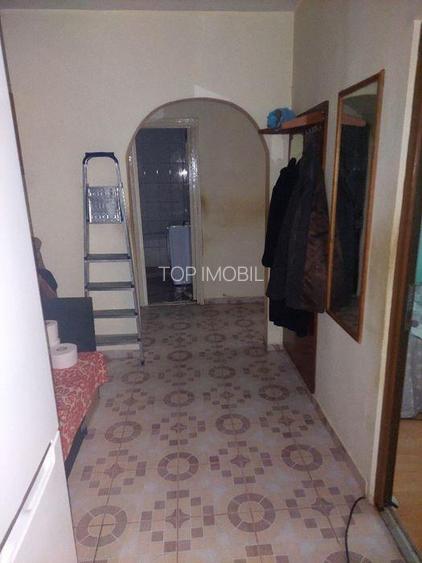 Etaj intermediar, 2 camere decomandat, 54mp zona Dacia - 3