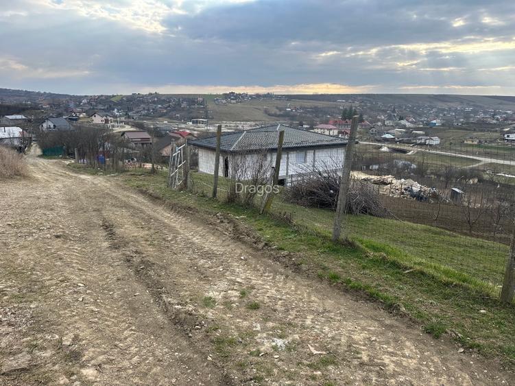 Teren intravilan 1724mp - 5