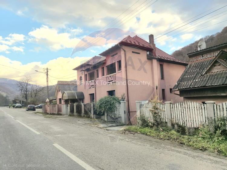 Casă / Vilă cu 7 camere de vânzare - 5