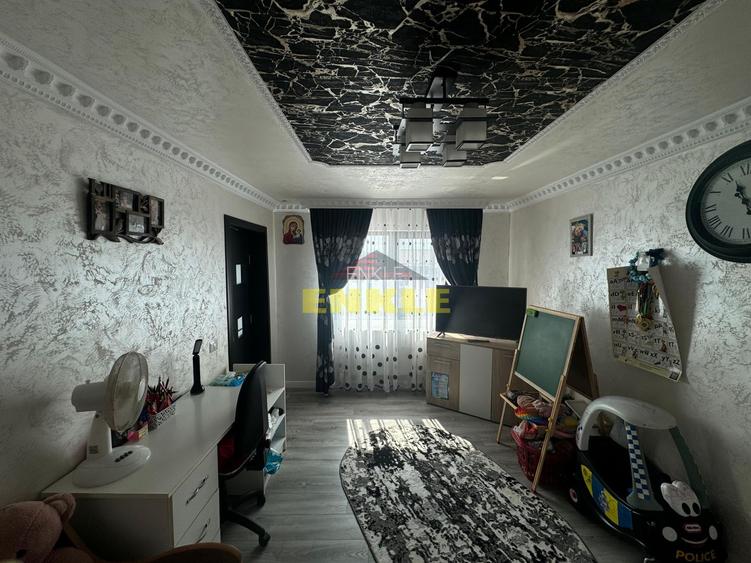 Casă de vânzare – Zona Lebăda - 3