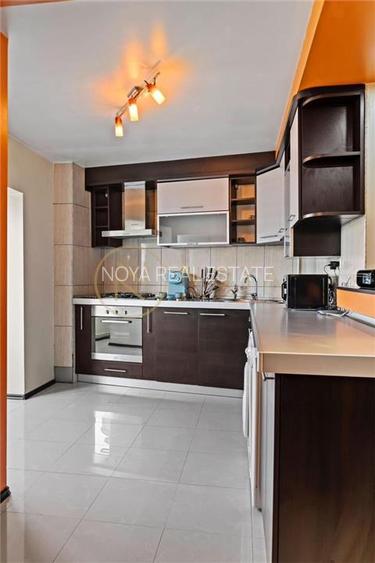 Vanzare Apartament  cu 4 camere zona Unirii - 13