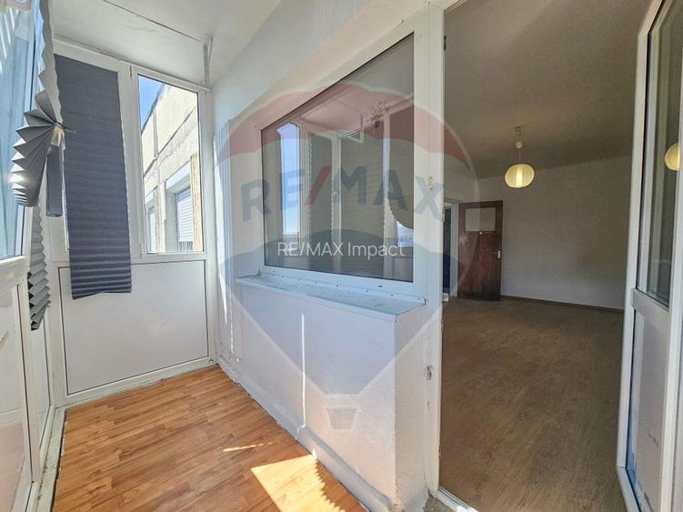 Apartament de vanzare 3 camere Drumul Taberei, Metroul Ialomitei - 13