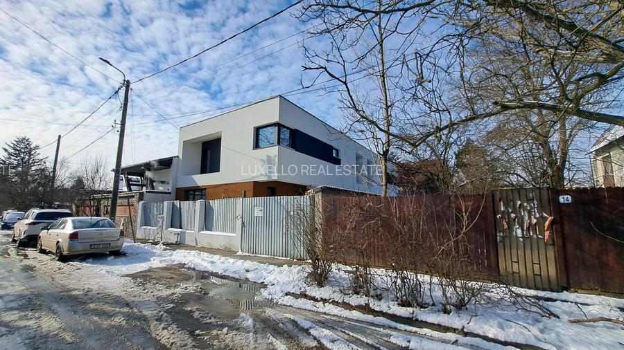 VILA SUPERBA CU 5 CAMERE AMPLASATA IDEAL - 4