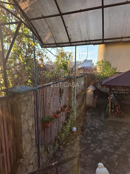 Apartament cu 3 camere, DECOMANDAT, zona Tatarasi - 18