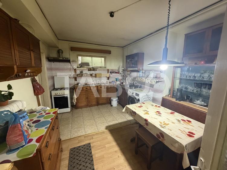 Casa de vanzare 3 camere 134 mpu teren liber 143 mp garaj Fagaras - 5