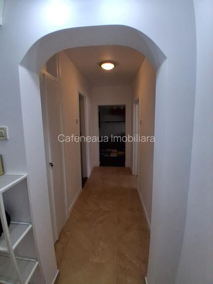 Inchiriere 2 camere Banu Manta. - 11