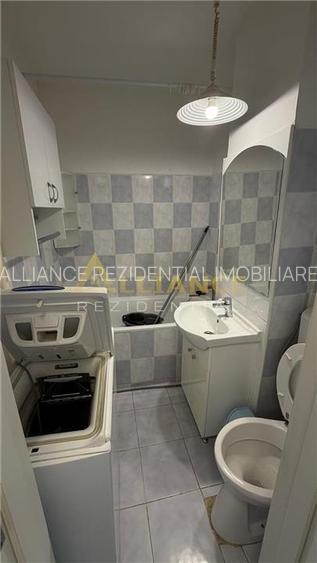 2 CAMERE - RESITA -bloc reabilitat - 11