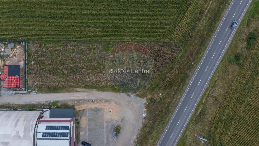 Un lot de casa intrare Sacele 790 mp - 10