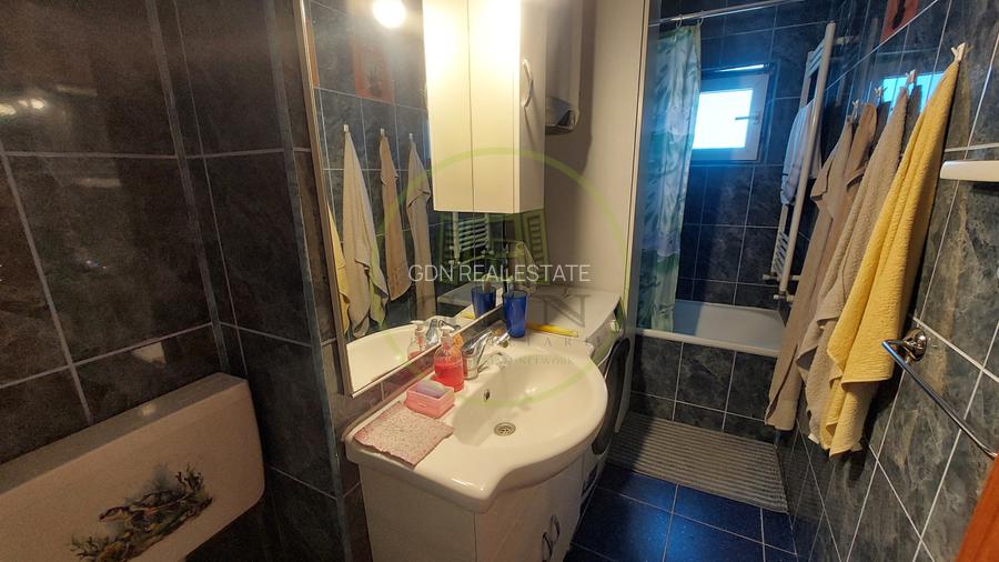 Apartament 4 camere, 100 mp, cartier Craiovita Noua, zona Carrefour - 7