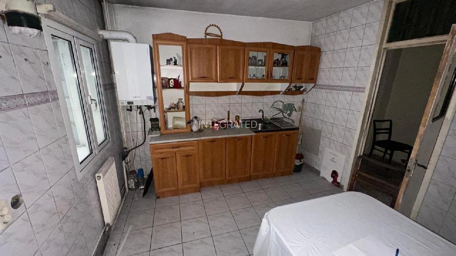 PARC SEBASTIAN,  Apartament cu 4 camere decomandat - 96mp, etaj 6 - 8