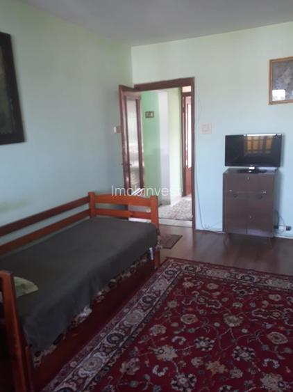 Vand apartament cu 2 camere cf. 1, decomandat, etaj 4/4, zoan Bld.  Pandurilor - 5