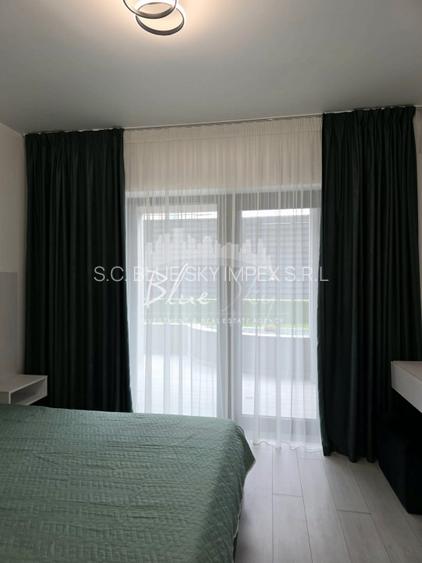 Apartament nou, 3 camere cu loc de parcare si curte  situat in Zona KM 4-5 - 14