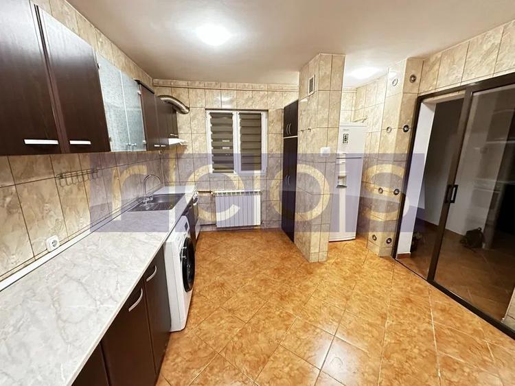 VANZARE 3 CAMERE TINERETULUI DECOMANDAT - 2