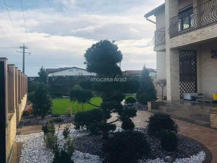 Vilă Premium D+P+E de vânzare in Vladimirescu 2 fronturi, const. 2022 - 3