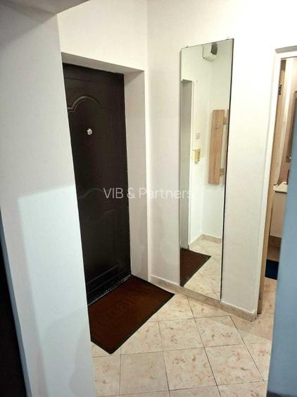 Unirii - Camera de Comert - bloc mixt - 5 minute metrou - 6