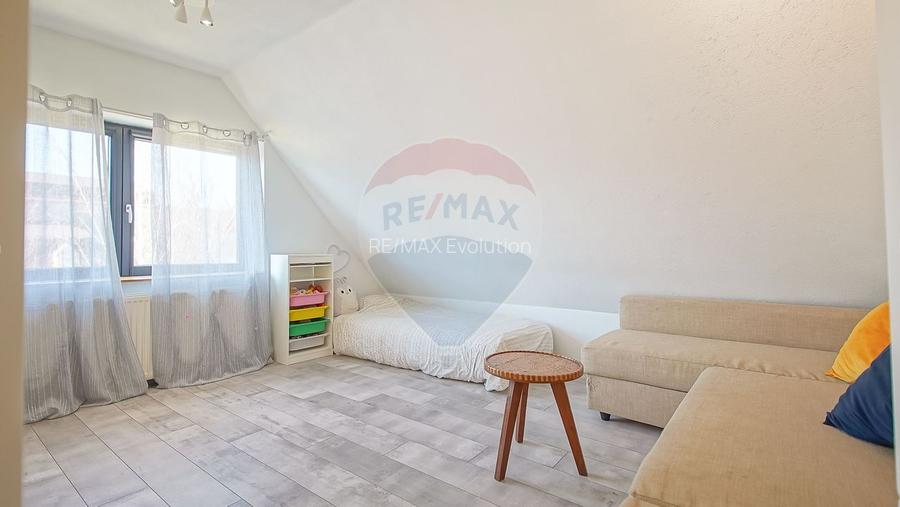 COMISION 0%! CASA SINGURA IN CURTE RENOVATA |STRADA MIRASLAU GRIVITEI - 21