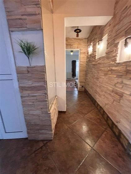 Apartament 3 camere Decomandat, et. 1, bulevard GARA - 149,900 EURO - 7