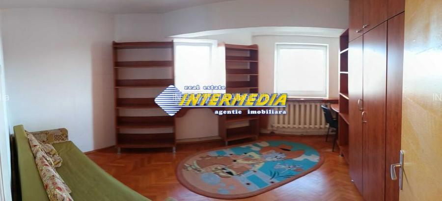 Apartament 3 camere decomandat etaj 1 Centru Alba Iulia - 5