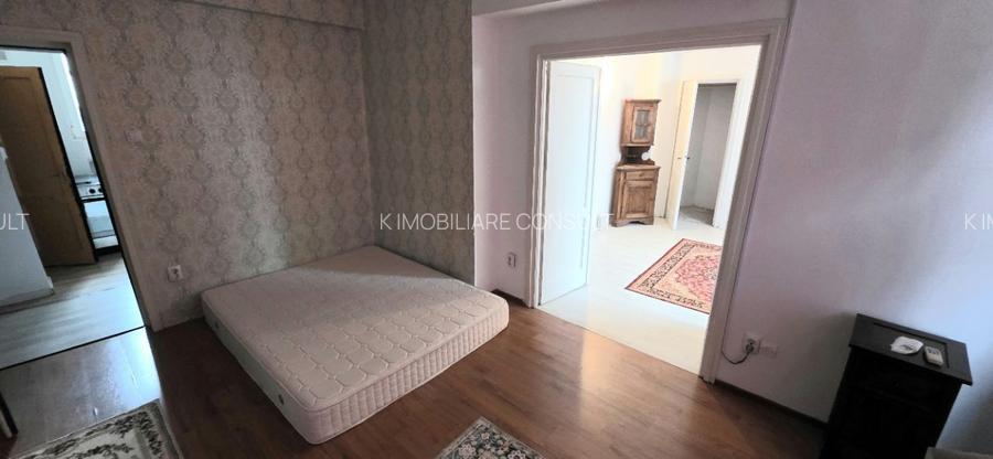 Central Coltea apartament 3 cmaere de inchiriat - 27