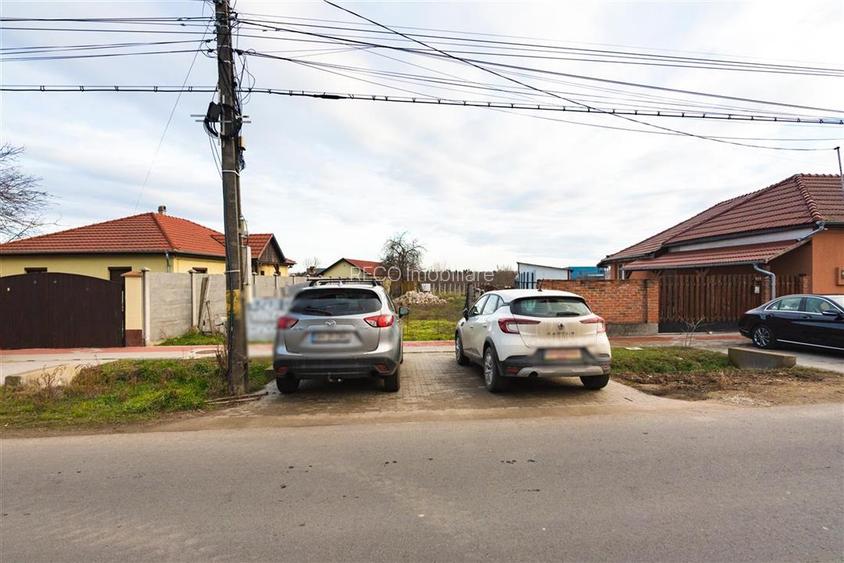 Teren intravilan cu toate utilitatile in Bors - 13