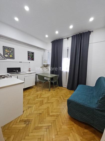 Garsoniera dubla situata pe str Batistei chiar langa gura de metrou Universitate - 3