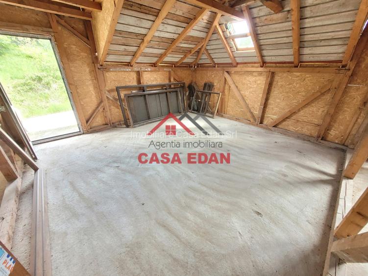 Casa 2010 in Scorteni 7 camere teren 1222mp 62.000e - 8