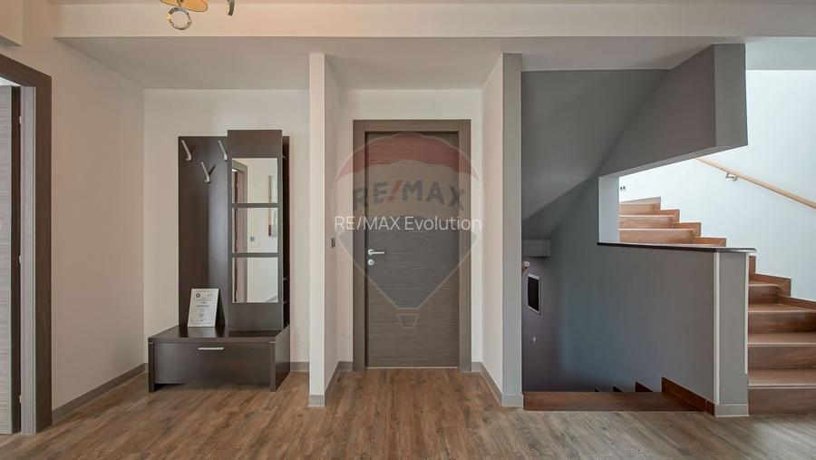 EXCLUSIVITATE ÎN POIANA BRAȘOV – PENTHOUSE IMPRESIONANT DE 268 MP - 49