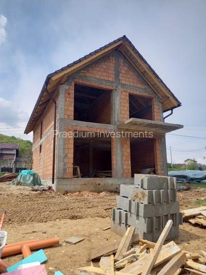 Casa individuala 4 camere in Sălicea, teren 450 mp, utili 120 mp - 2