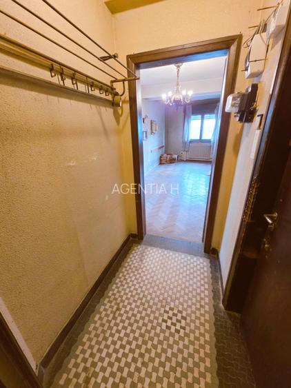 2 camere Caderea Bastiliei etaj 1/6 imobil U3 - 8