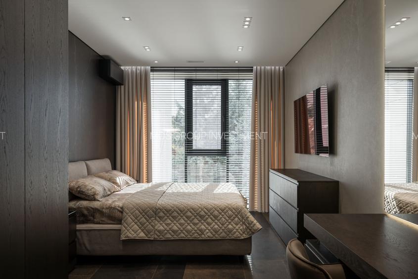 | Herastrau | 3 camere | 130 mp | 2 parcari | - 10
