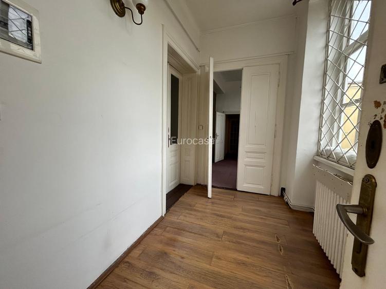 doua camere plus spatii comune, zona excelenta, cladire istorica - 2