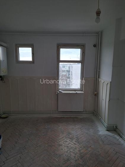 Apartament cu 3 camere,  et 4/8, 90 mp,  str Decebal/ Unirii - 6