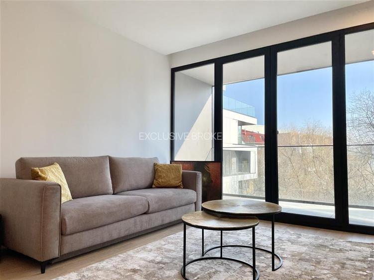 MODERN 3 ROOMS-WIN HERASTRAU  2 PARKING - 4