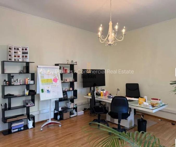 Spatii Birouri - 200 mp - zona centrala - 6