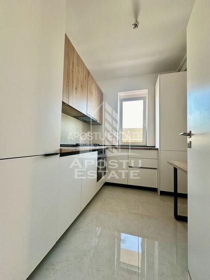 Apartament tip penthouse, bucatarie inchisa, mobilat, situat in Giroc - 2