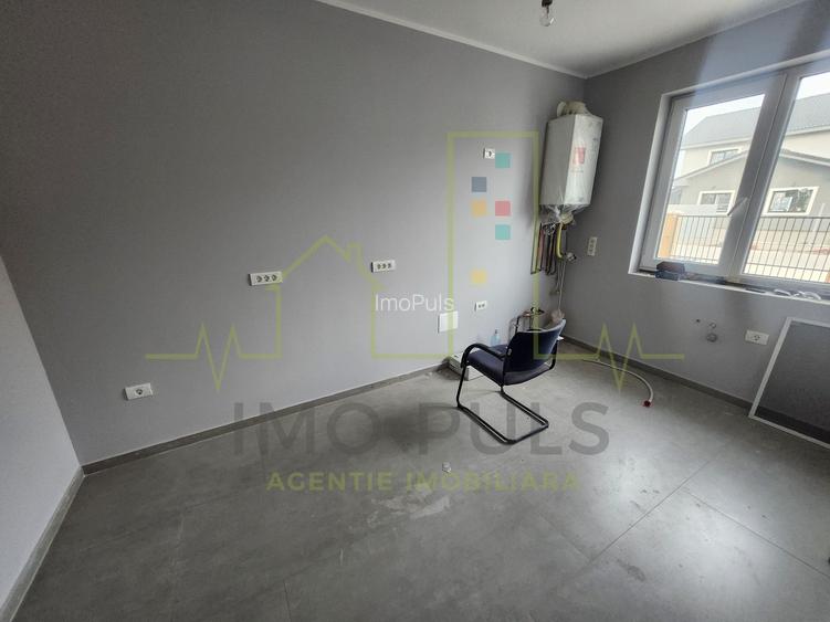 Duplex Mosnita. 4 Camere. Bucatarie separata. 1 dormitor la parter. - 4