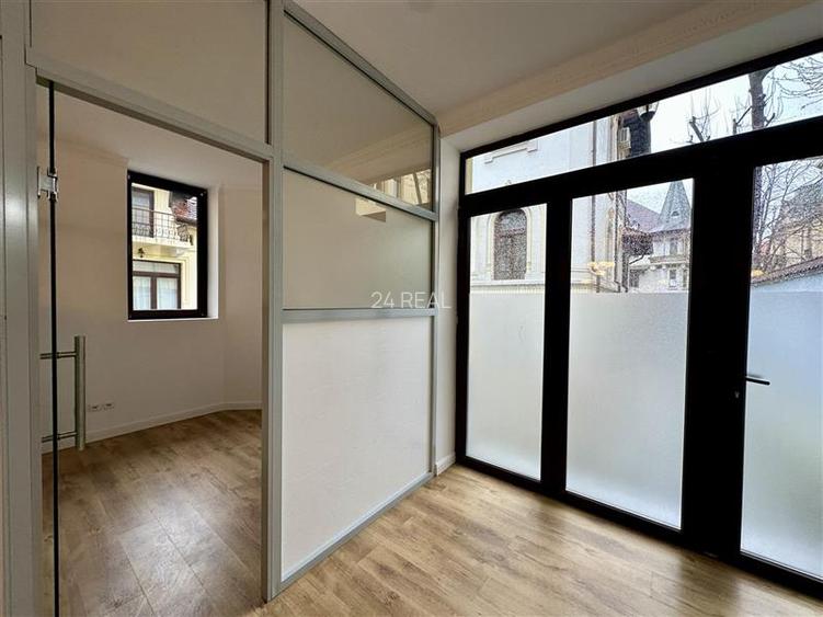 Spatiu de inchiriat in vila interbelica - 117 mp - 8