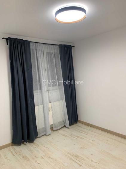 Apartament 3 camere circular | Metrou Favorit | - 4