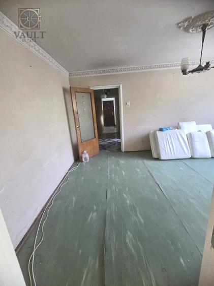 Apartament 3 camere -5 minute Metrou 1 Decembrie