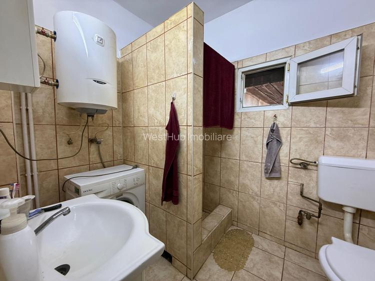Casa cu 3 camere, 100 mp utili -  zona Blascovici - 6