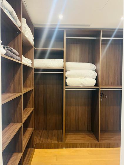 3 Camere - One Charles de Gaulle