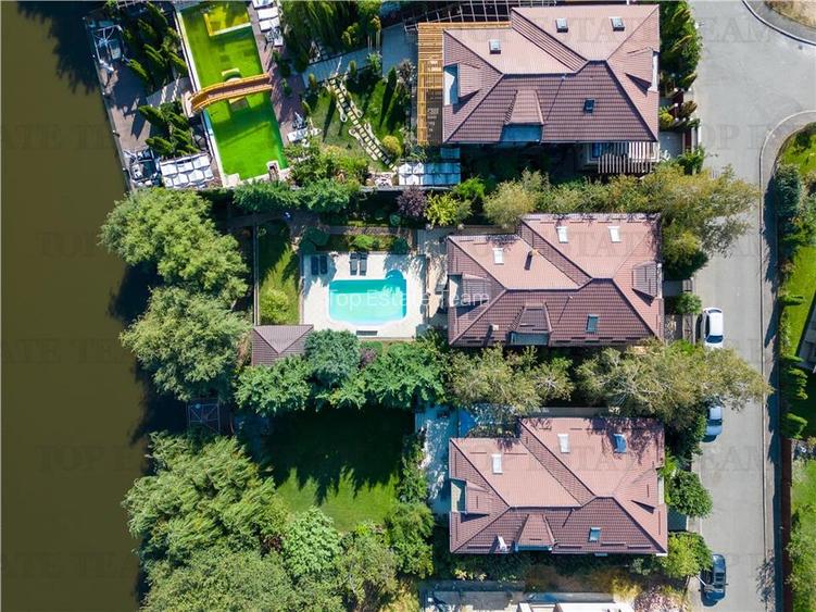 Vila de Lux cu Piscina, Acces direct la Lac si Vedere Panoramica - 4