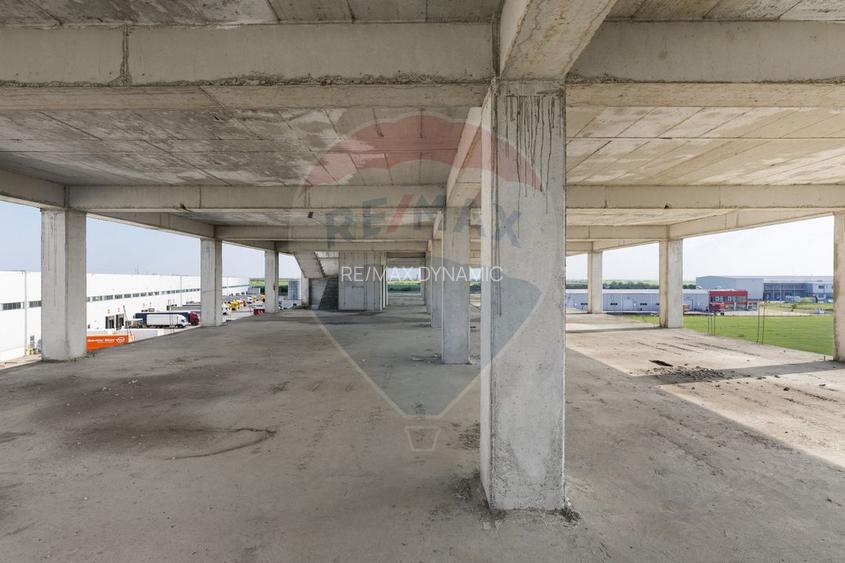 Teren cu construcție de beton, de vânzare, 3754 mp – zona Aradul Nou - 16