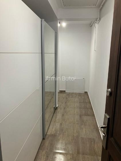 Proprietar, inchiriez apartament cu 2 camere, Calea Urseni, TM. Din 10 Martie - 7