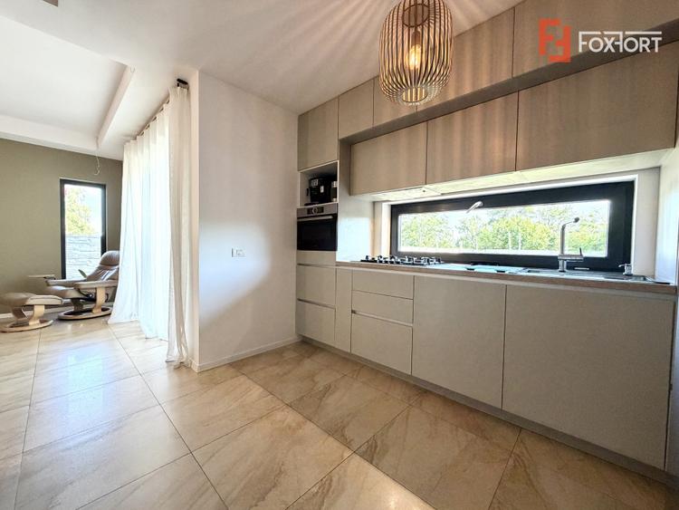Duplex mobilat complet, 4 camere, teren 430 mp in Sanandrei