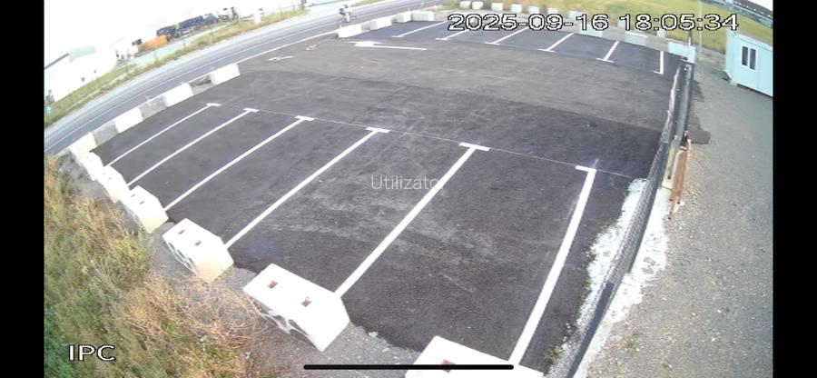 De vânzare sau închiriere teren intravilan curți construcții cu utilități  - 4