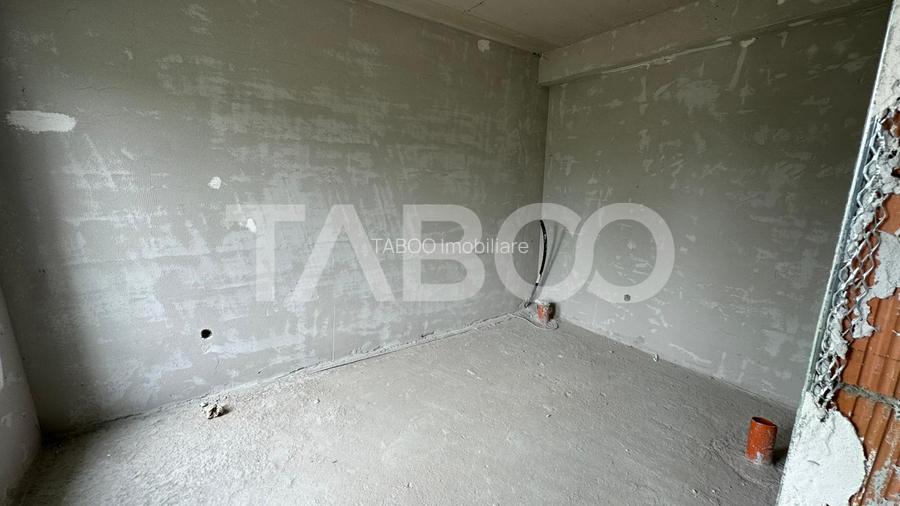 Casa de tip duplex acces 2 strazi curte libera 195 mp Mohu Sibiu - 6