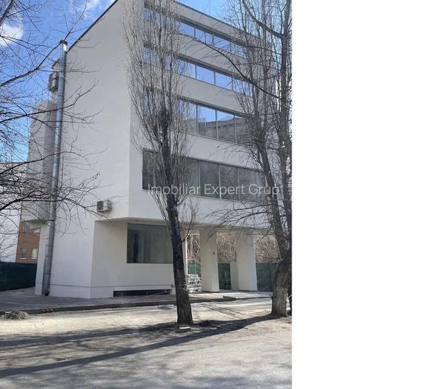 Unirii, S+P+3, suprafata 600 mp - 2