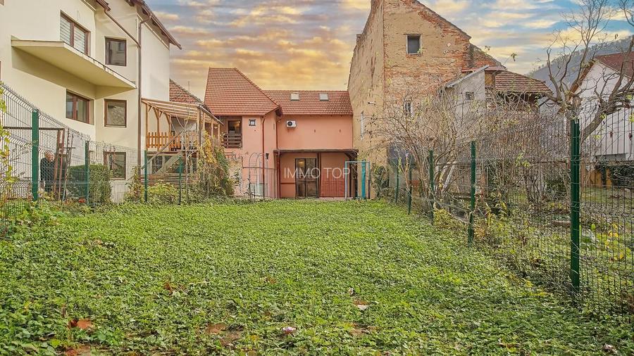Casa de vanzare in centrul Brasovului - curte privata si pivnita - 16