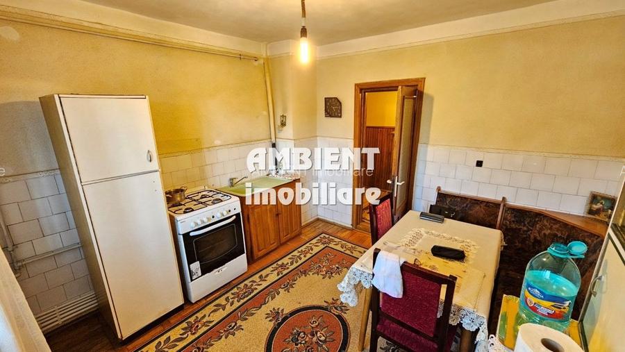 Apartament cu 3 camere, 94 mp, zona TRAIAN - PRIMARIE; - 10